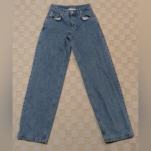 Unlike Humans Women's Straight Leg Light Wash Mom Jeans Size 2